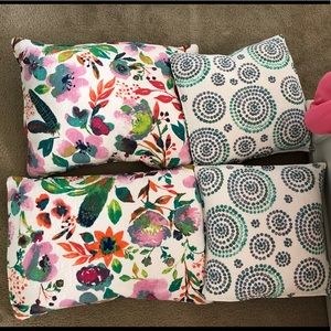 Crown & Ivy pillow shams